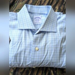 Brooks Brothers Blue Dress Shirt with Classic Spread Collar